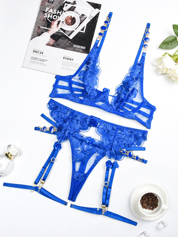 Vintage Vibes – Embroidered Retro Push-Up Bra and Underwear Set